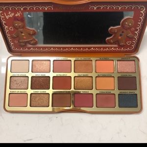 Gingerbread extra spicy palette from Too Faced